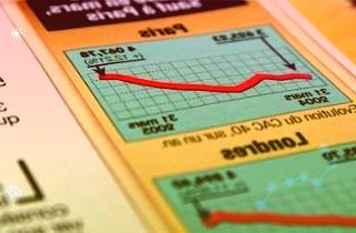 英伟达第二财季营收67亿美元，净利润同比下降72%