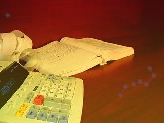 四川成都至甘肃兰州铁路最大车站松潘站钢结构全部封顶